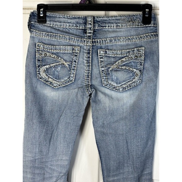 Silver Jeans Women’s 27/33 Tuesday Bootcut Flare Low-Rise Distressed Blue Denim - Picture 12 of 16